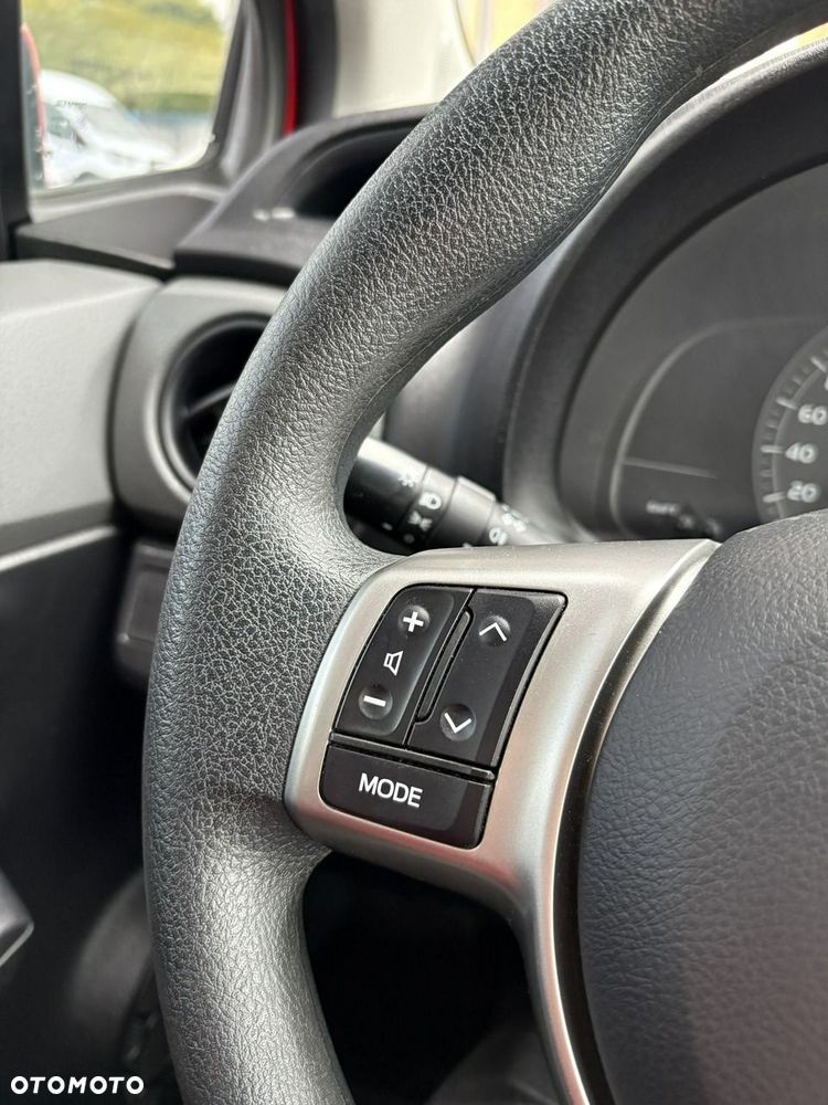 Toyota Yaris - 15
