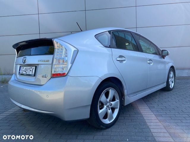 Toyota Prius (Hybrid) Comfort - 8