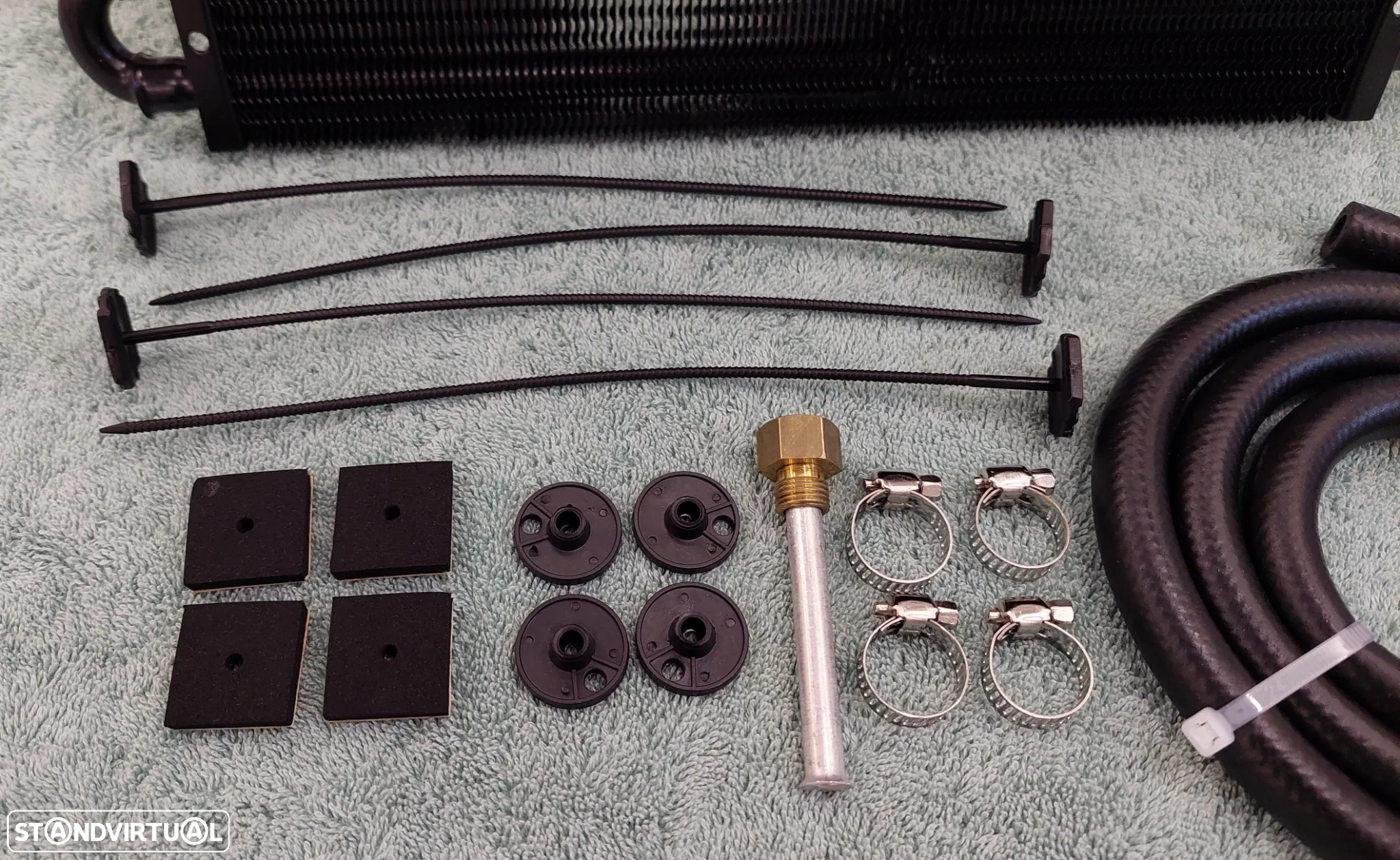 Kit Radiador Óleo / Combustíveis / Líquidos Universal - 6 Linhas - 12