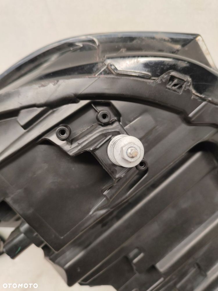 opel corsa f pół led lampa prawy przód 9829522580 - 9