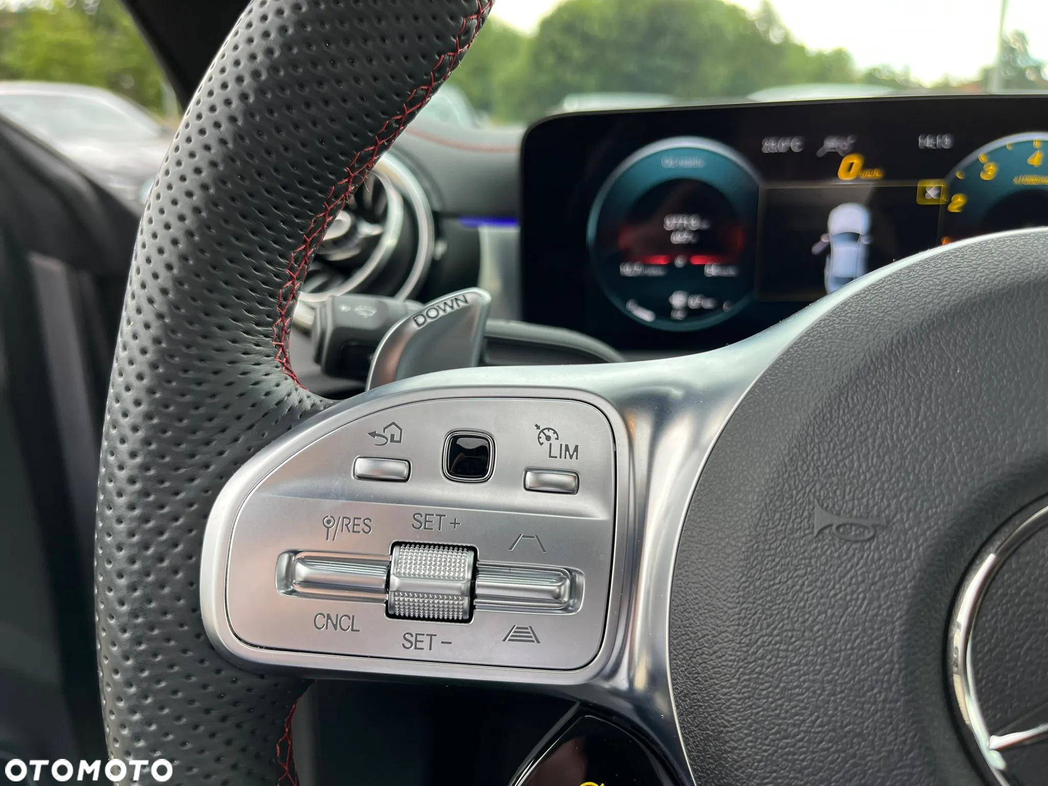 Mercedes-Benz CLA AMG 35 4-Matic 7G-DCT - 23