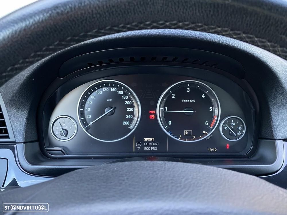 BMW 520 - 30