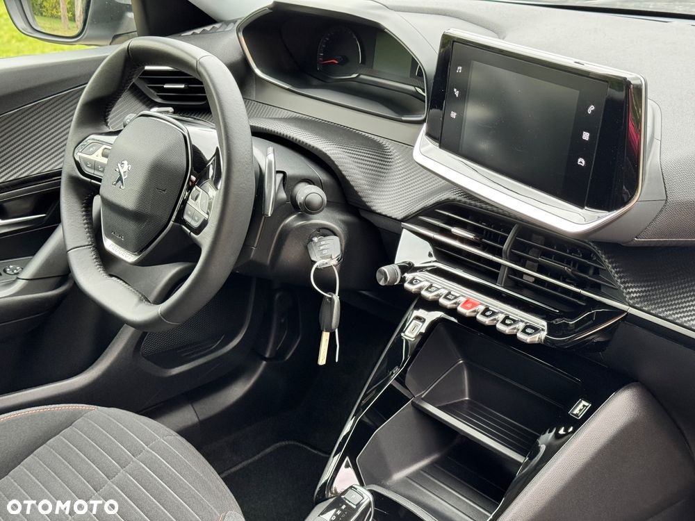 Peugeot 2008 PureTech 130 EAT8 Active Pack - 31