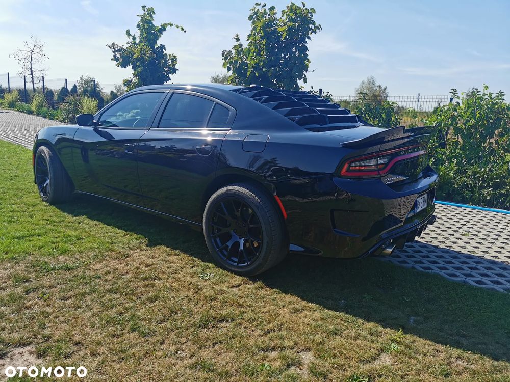 Dodge Charger - 7