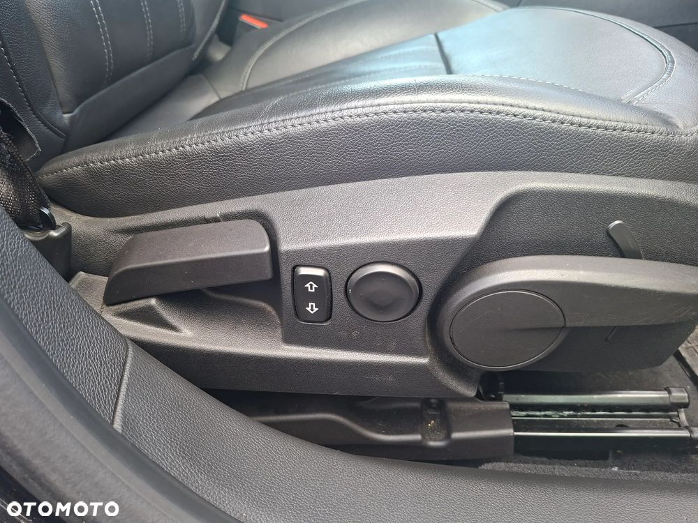 Opel Insignia 2.0 T Cosmo - 12