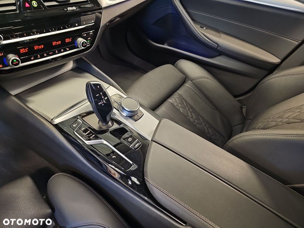 BMW Seria 5 - 18