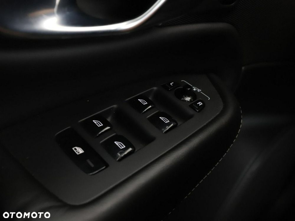 Volvo XC 90 D5 AWD Inscription - 35