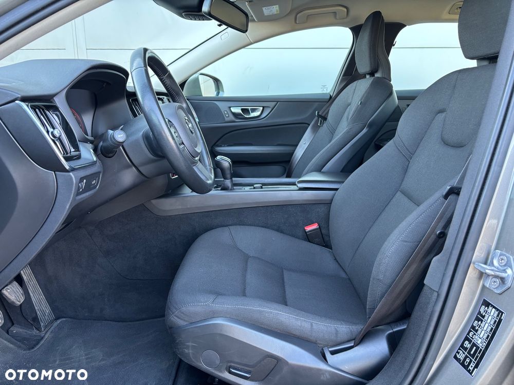 Volvo V60 D3 Kinetic - 12