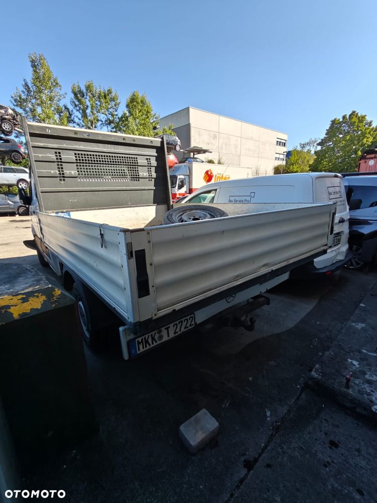 Mercedes-Benz Sprinter - 18