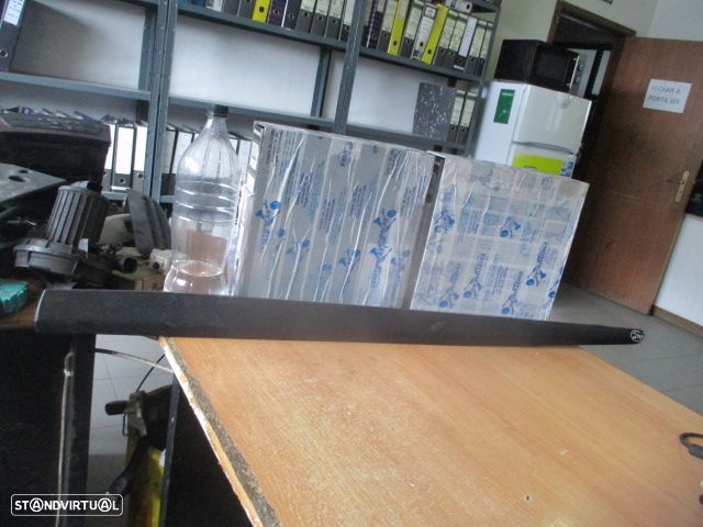 Grelha Friso 7353145250 FIAT STILO 192 2002 1.9JTD 115CV 3P VIOLETA ESCURO FE Moldura Da Porta - 1