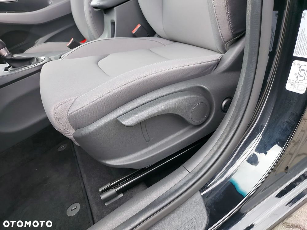 Hyundai i30 1.0 T-GDI Smart DCT - 12