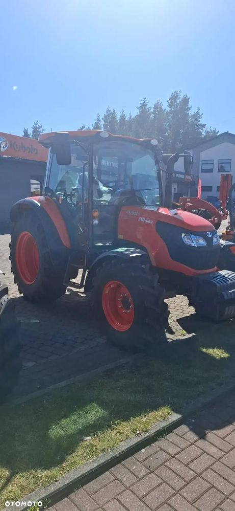 Kubota M4 063 - 10