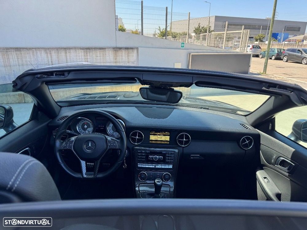 Mercedes-Benz SLK 200 (BlueEFFICIENCY) - 10