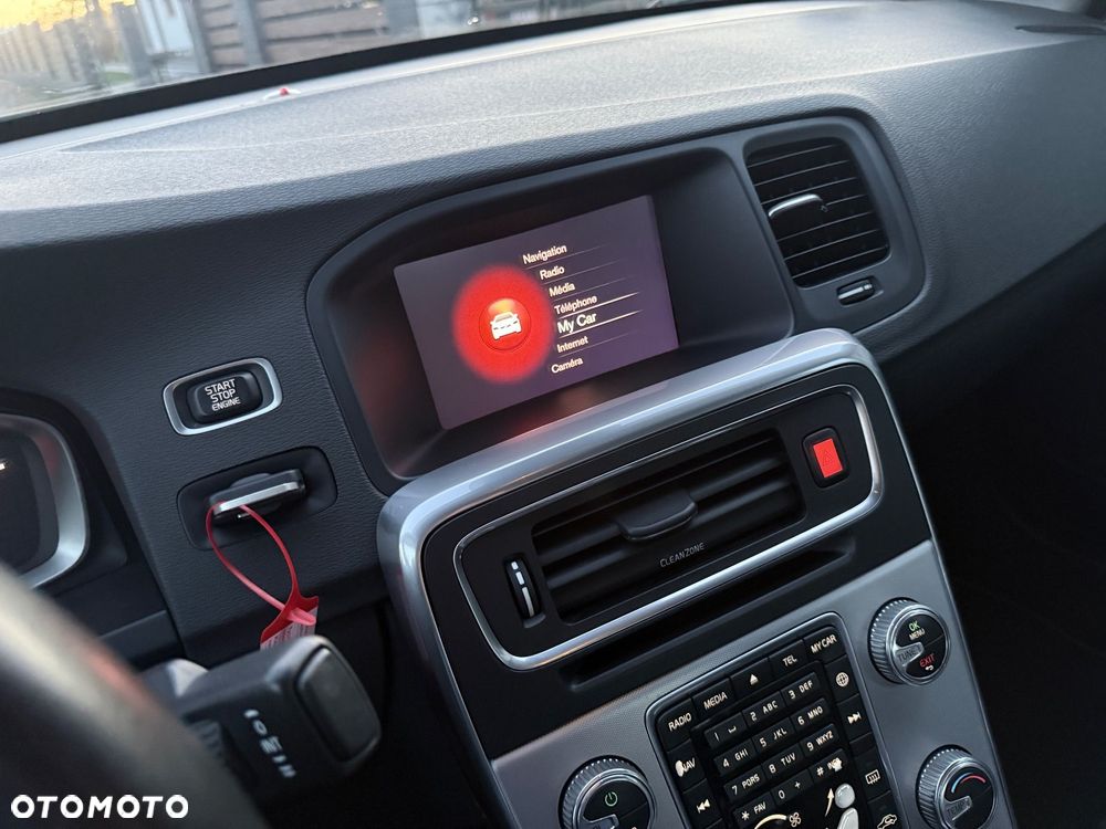 Volvo S60 D2 Drive-E Dynamic Edition (Momentum) - 29