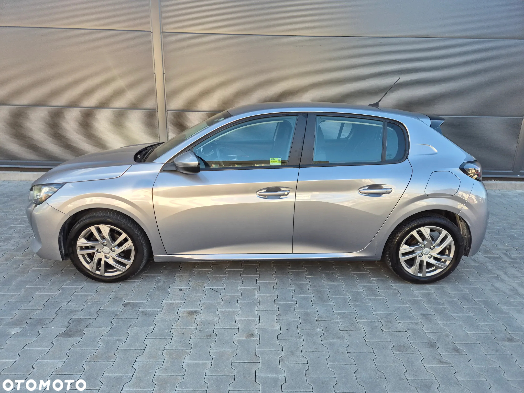 Peugeot 208 1.2 PureTech Active S&S - 4