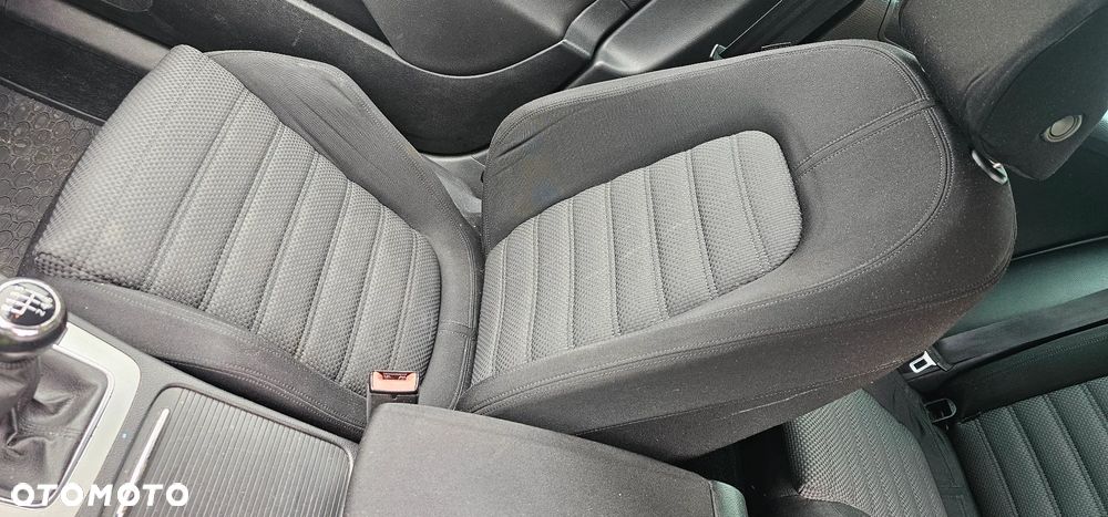 Volkswagen Passat Variant 2.0 TDI Highline - 14