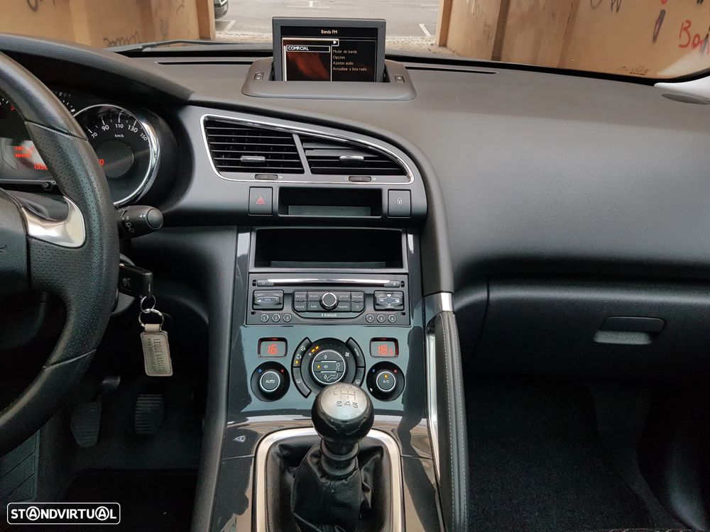 Peugeot 3008 1.6 BlueHDi Style - 19