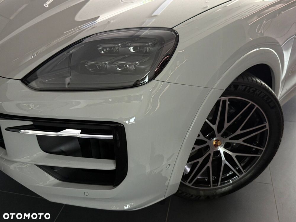 Porsche Cayenne - 10