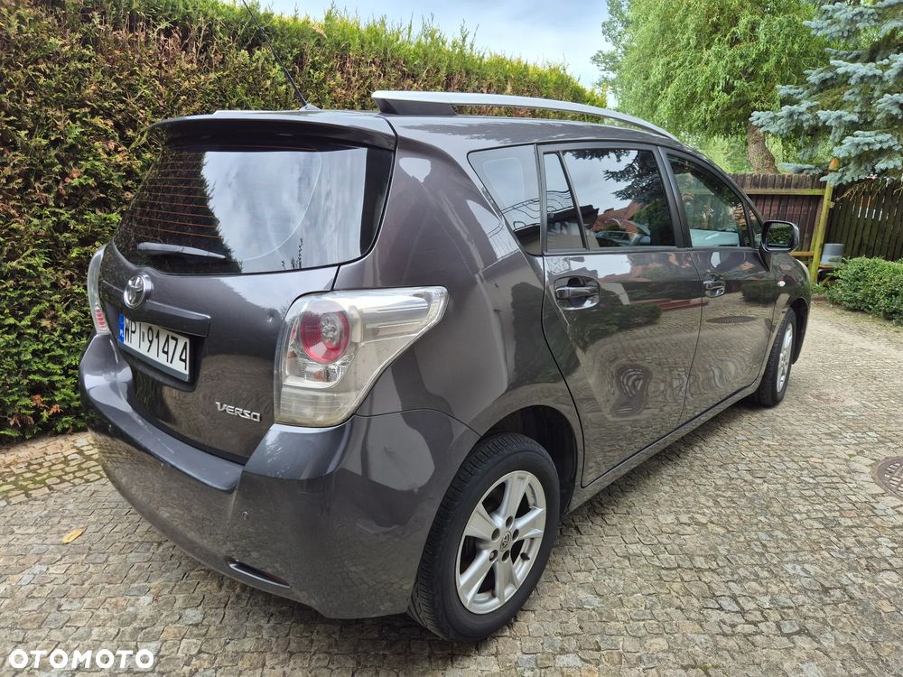 Toyota Verso 2.0 D-4D Sol 7os - 2