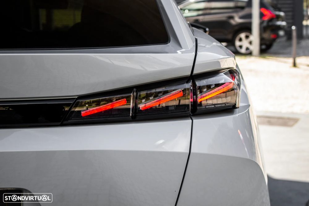 Peugeot 408 1.6 Hybrid GT e-EAT8 - 11