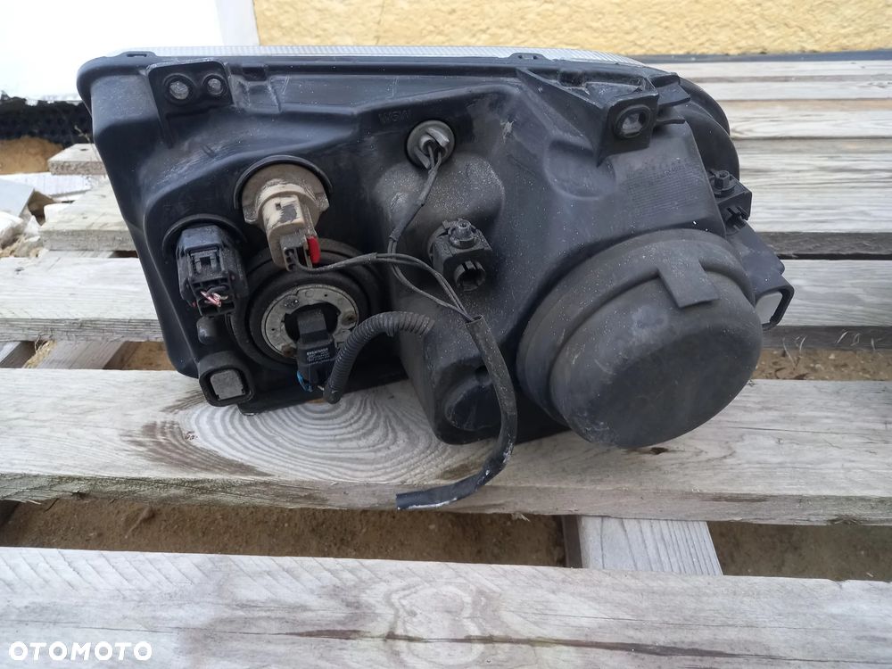 CHRYSLER 300C LAMPA PRZEDNIA PRAWA LEWA XENON - 4
