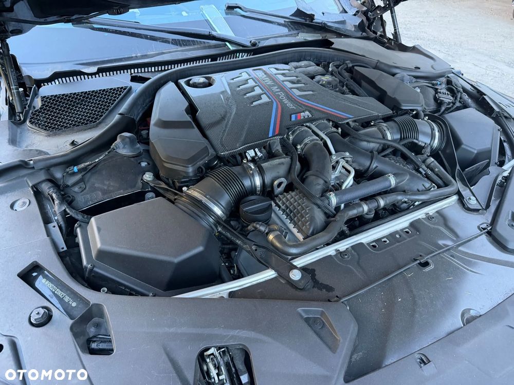 BMW M8 - 2