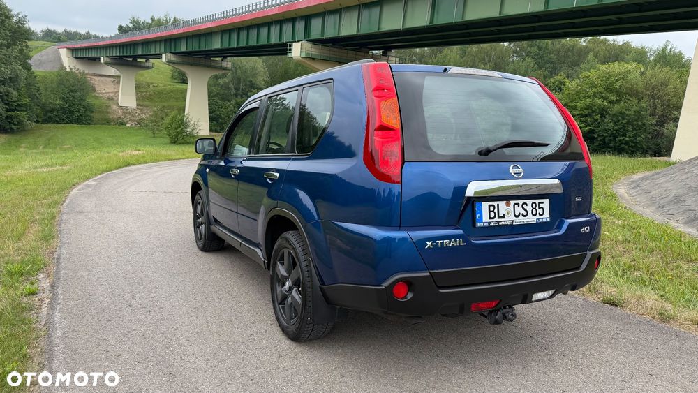 Nissan X-Trail 2.0 dCi 4x4 DPF Platinum - 31