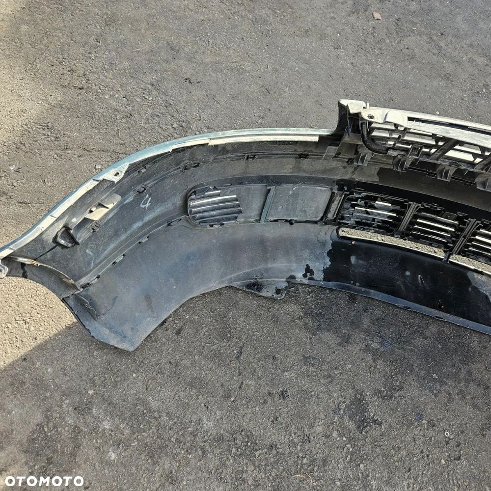 zderzak przód  / zderzak przedni /  Volkswagen Passat B5 (LC6N) - 9