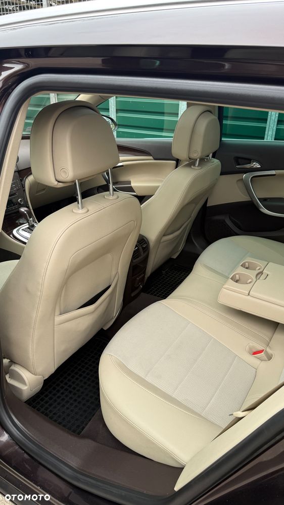 Opel Insignia 2.0 T Cosmo - 12