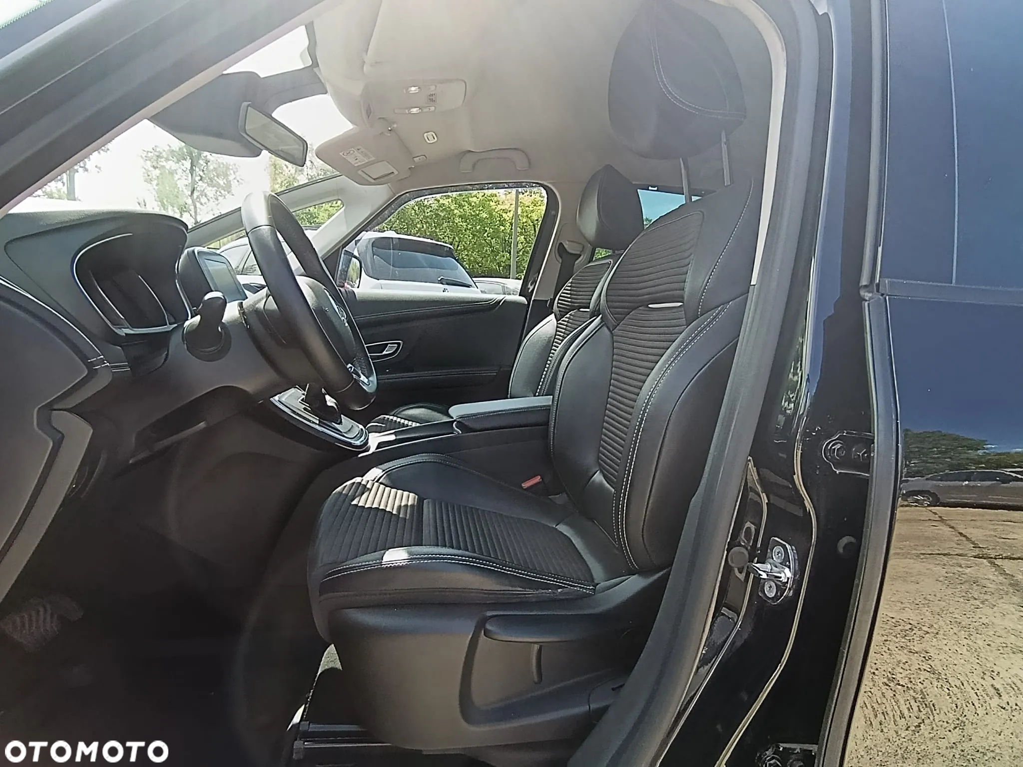 Renault Scenic 1.3 TCe FAP Intens EDC - 18
