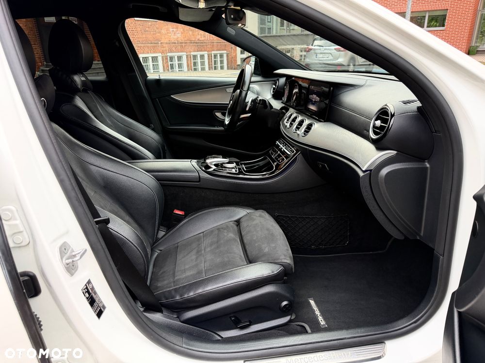 Mercedes-Benz Klasa E 220 d 9G-TRONIC - 17