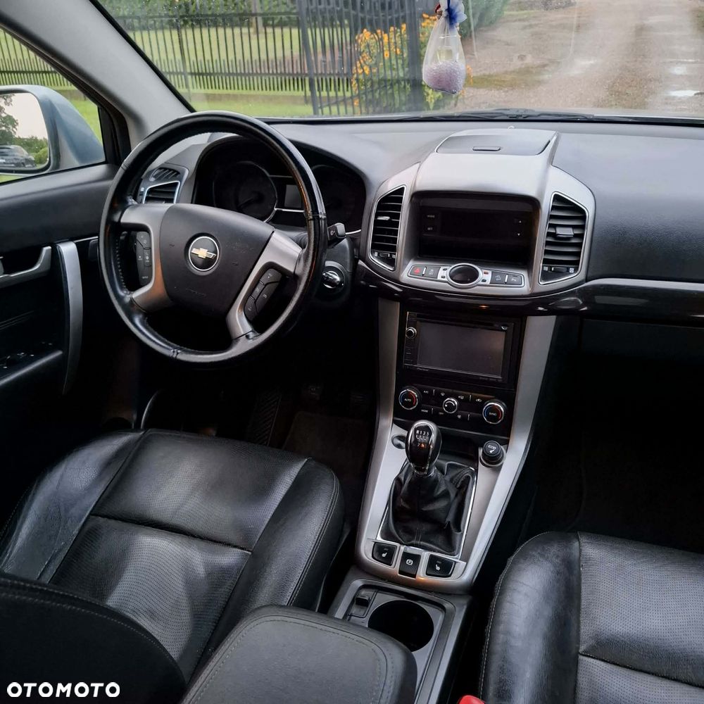 Chevrolet Captiva 2.2 4WD LTZ - 27