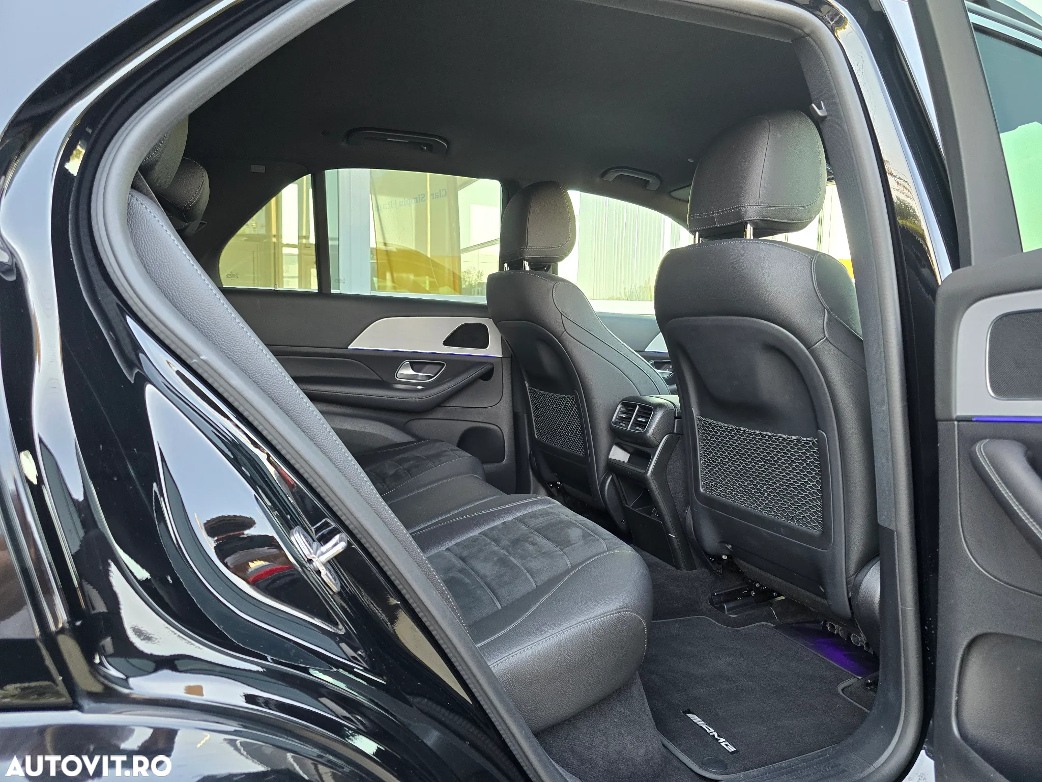 Mercedes-Benz GLE 300 d 4Matic 9G-TRONIC AMG Line - 12
