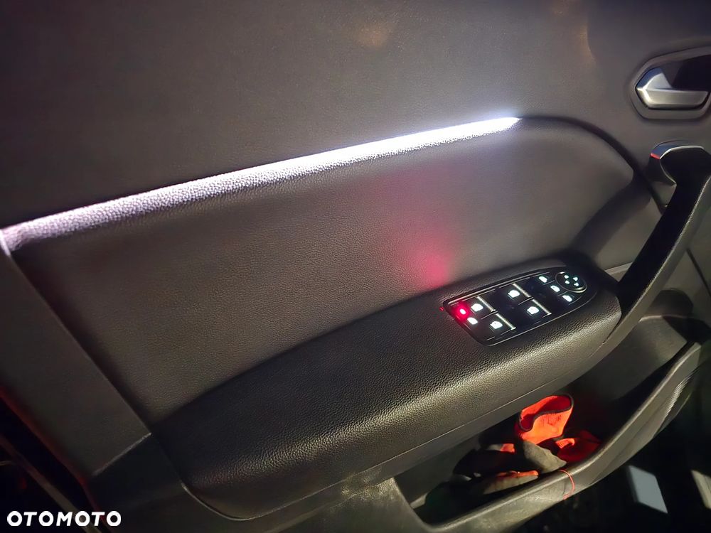 Renault Captur - 16