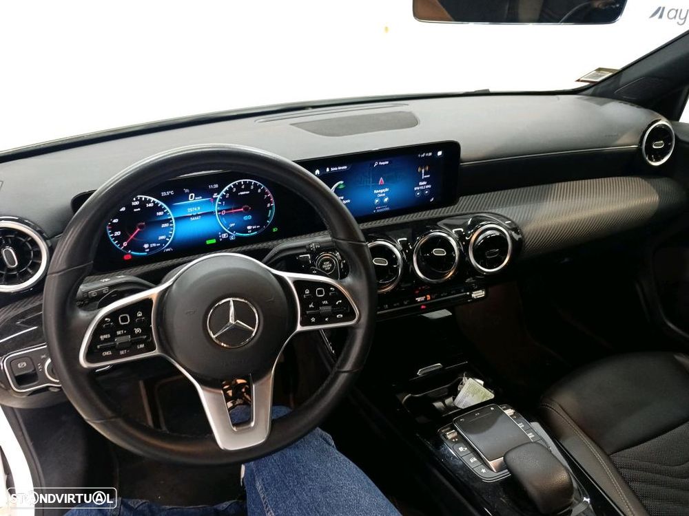 Mercedes-Benz A 250 e Style Plus - 8