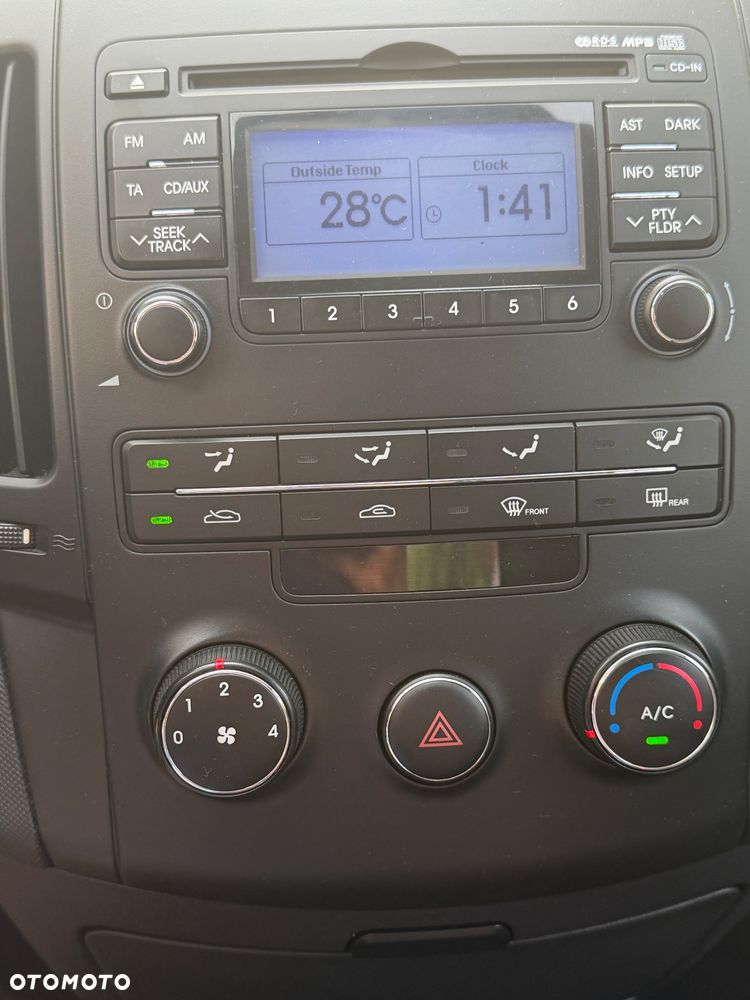 Hyundai i30 1.4 Comfort World Cup - 18