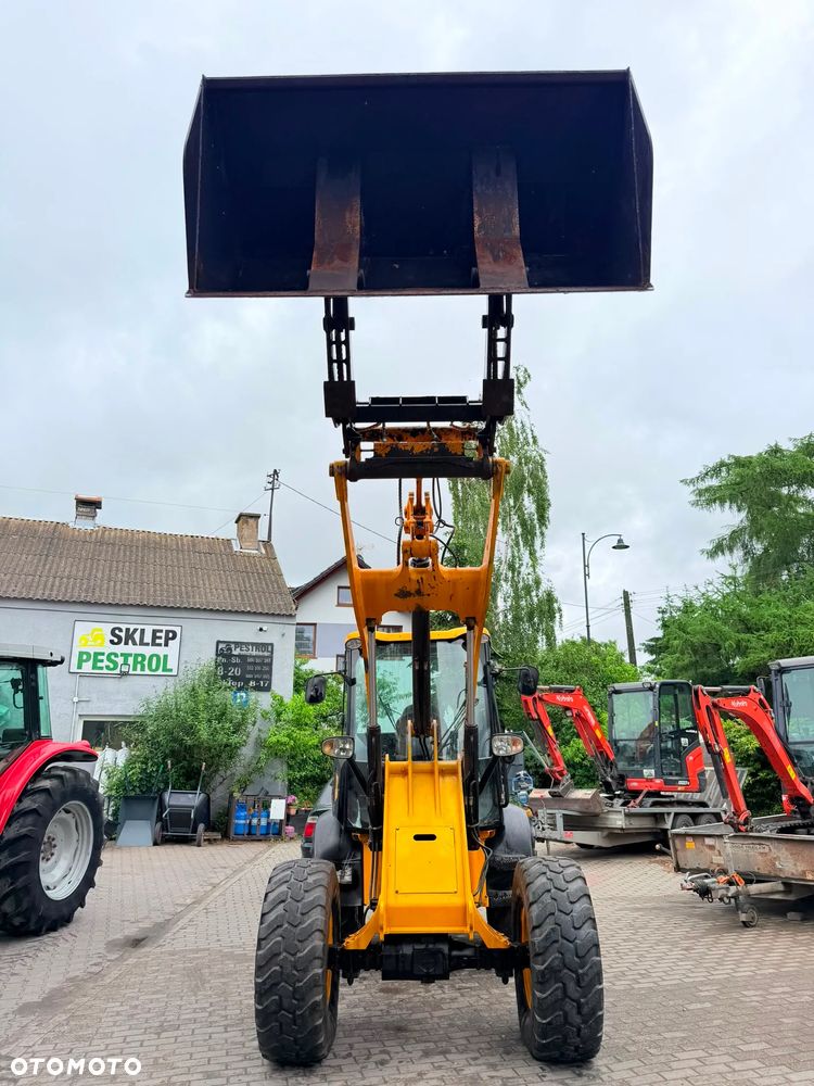 JCB 409 - 8