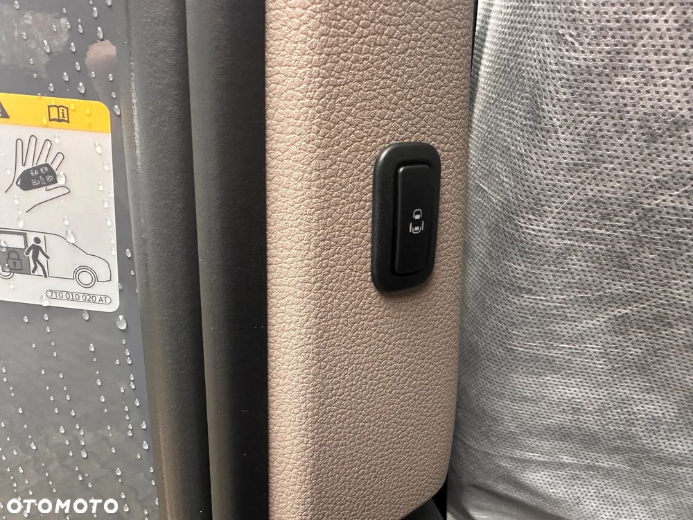 Volkswagen Multivan 2.0 TSI L2 DSG - 9