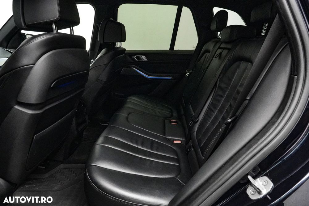 BMW X5 xDrive40i - 16