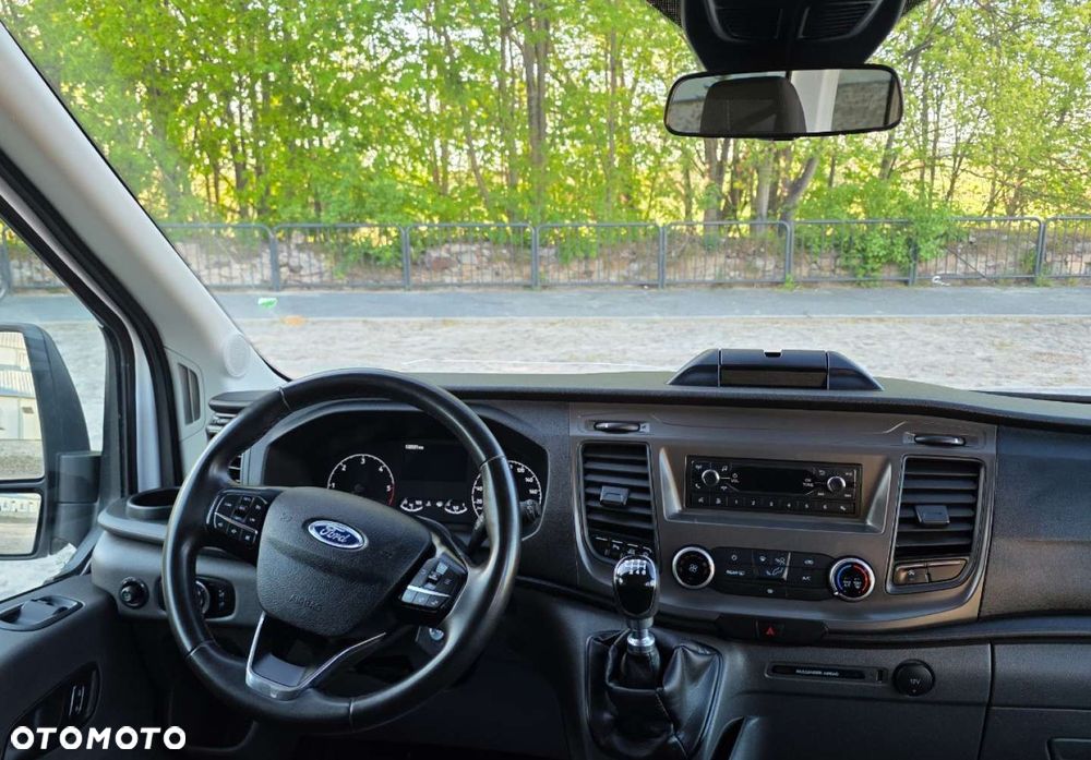 Ford Transit - 25