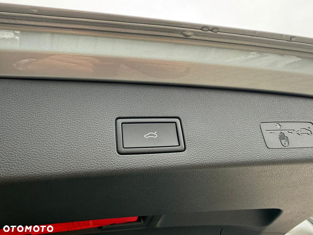 Volkswagen Golf Variant 1.5 eTSI OPF DSG Life - 16