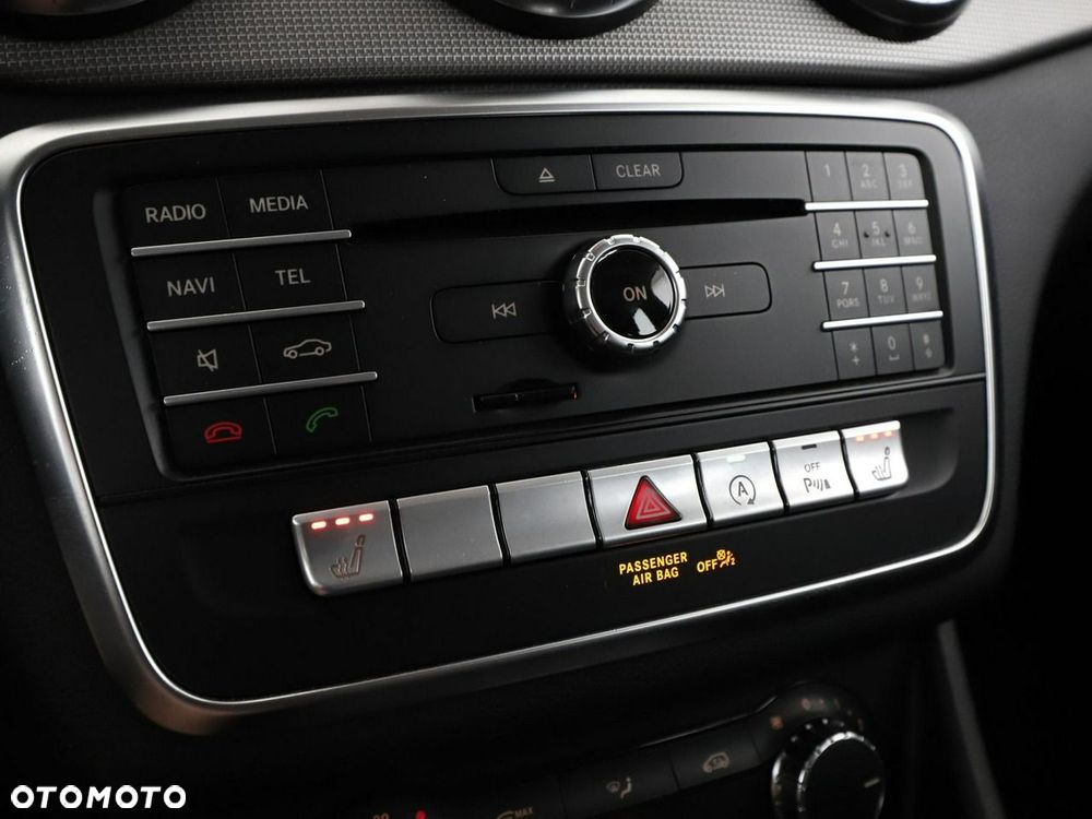 Mercedes-Benz CLA 180 Urban - 26