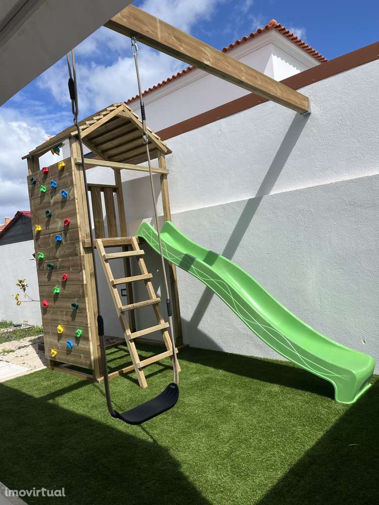 Moradia Isolada T4 - Grande imagem: 4/31