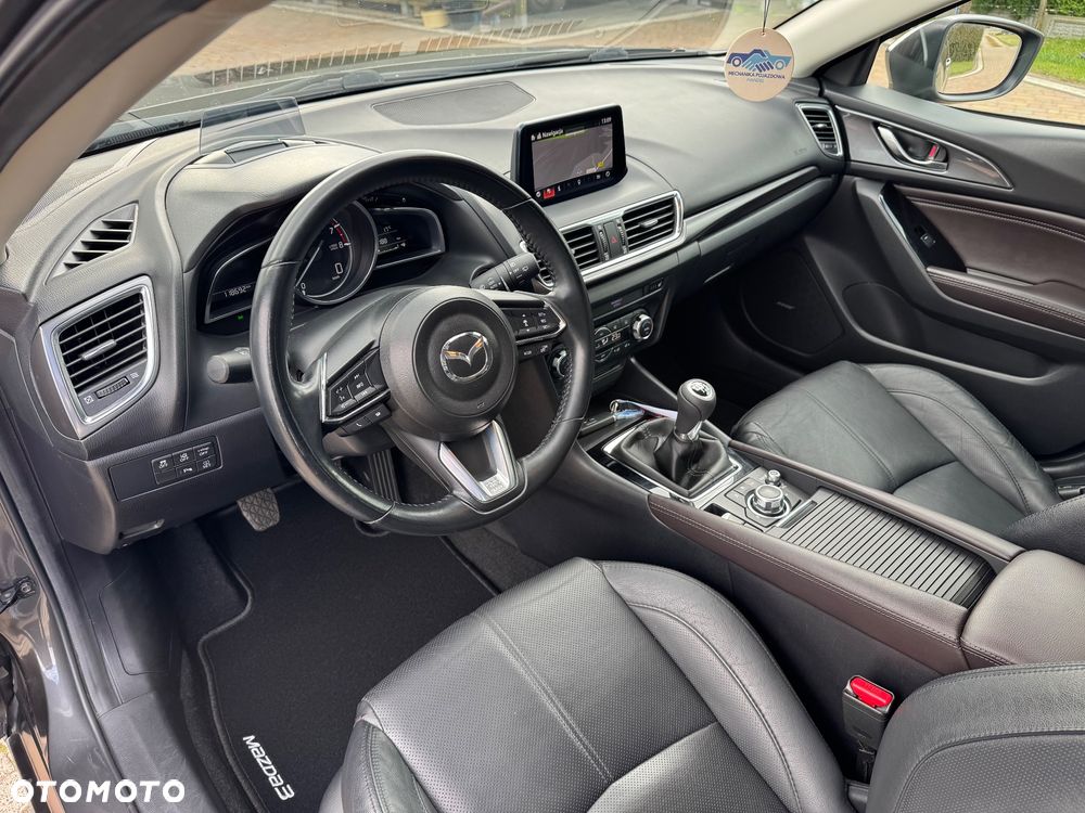Mazda 3 - 35