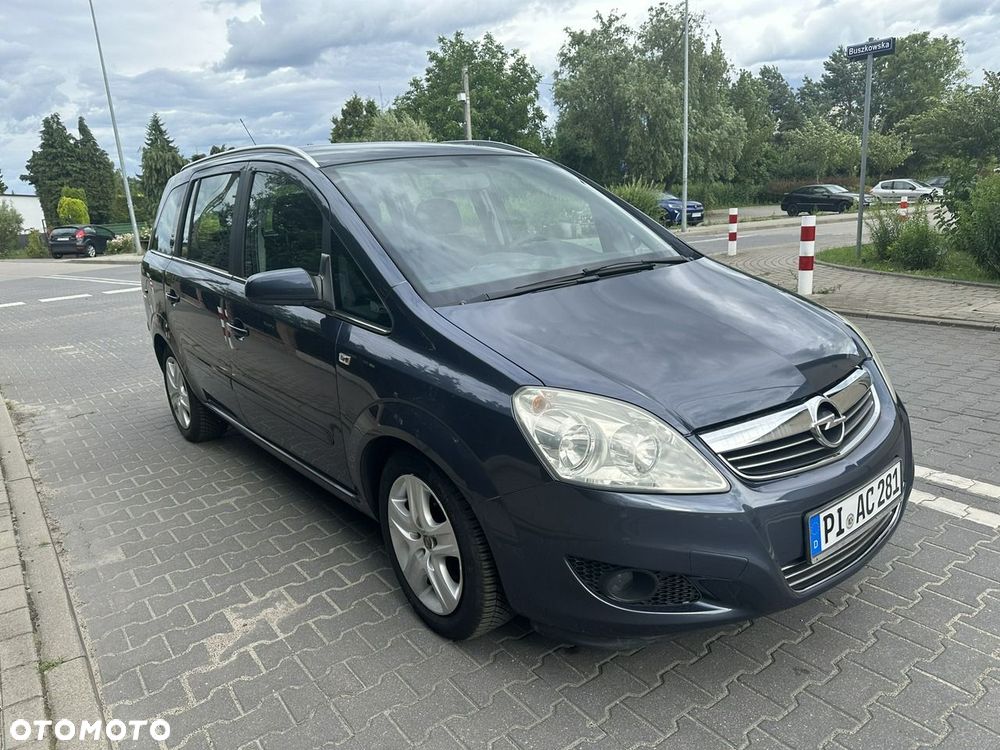 Opel Zafira - 3