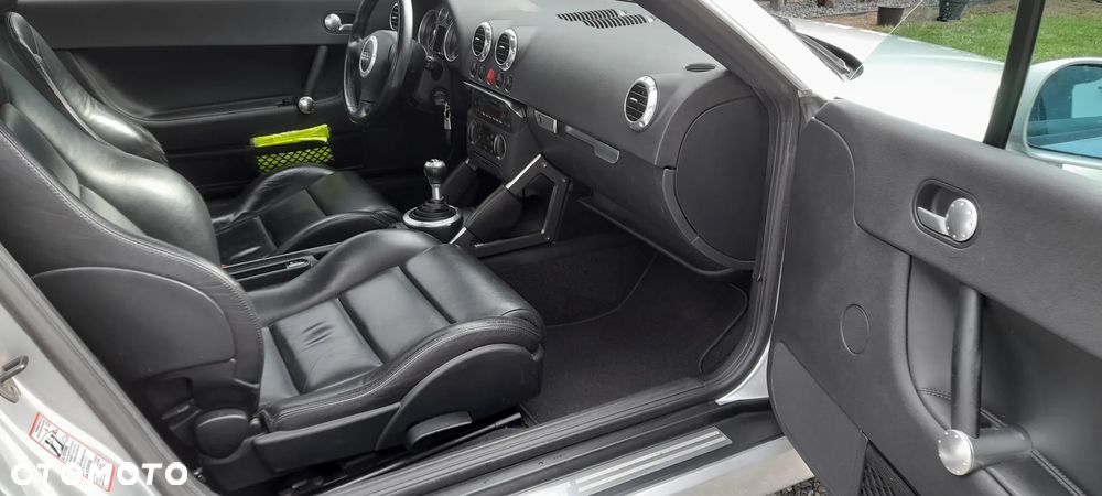 Audi TT Coupé 1.8 T - 9