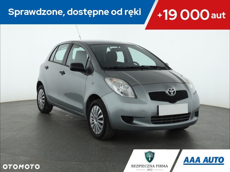 Toyota Yaris - 1