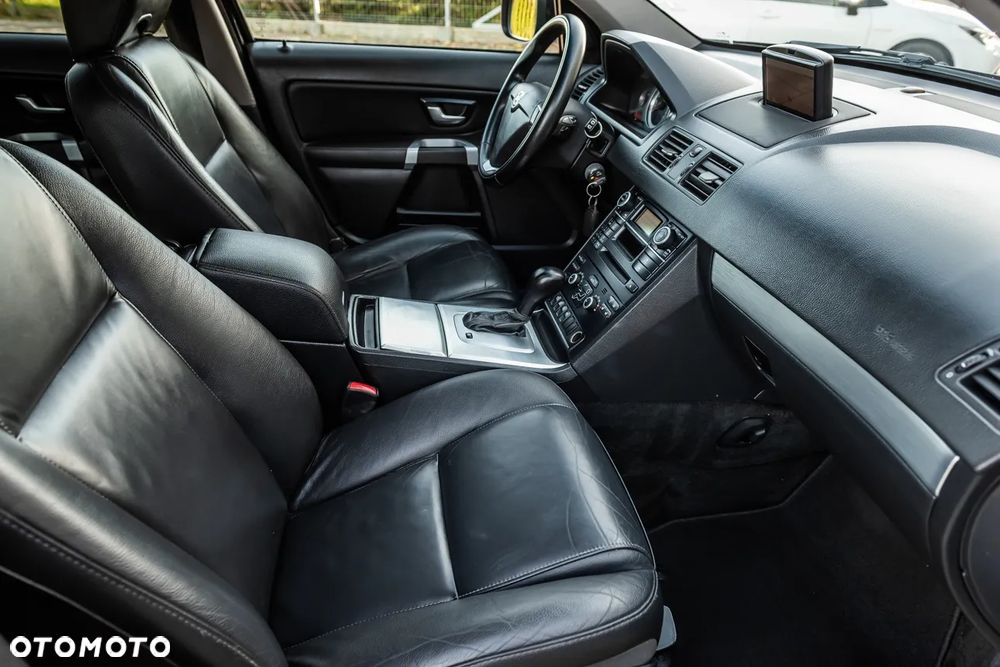 Volvo XC 90 D5 AWD R-Design - 29