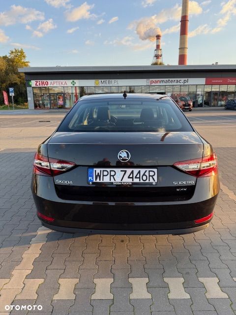 Skoda Superb 2.0 TDI 4x4 Style DSG - 5