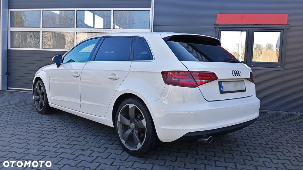 Audi A3 Sportback 1.6 TDI S tronic sport - 6
